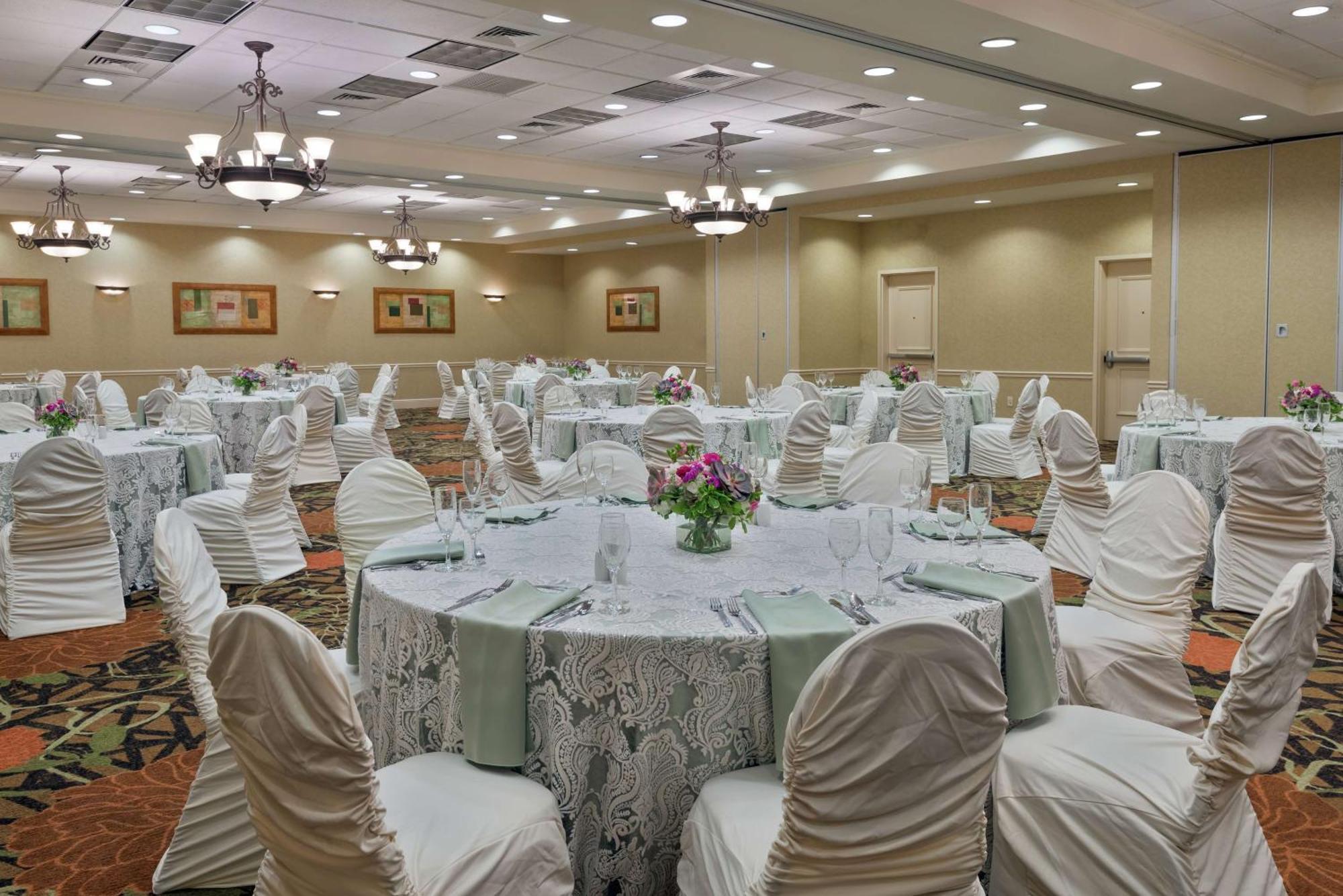 Hilton Garden Inn Buffalo Airport Cheektowaga Buitenkant foto